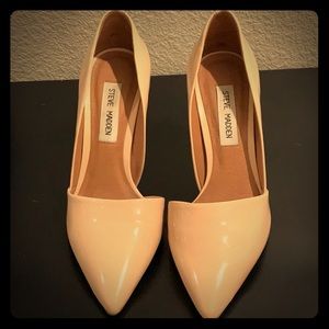 Steve Madden Frennzy Nude patent heels, size 7